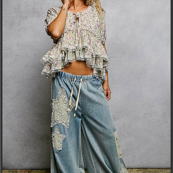 POL Floral Ruffle Blouse - Picture 5 of 5